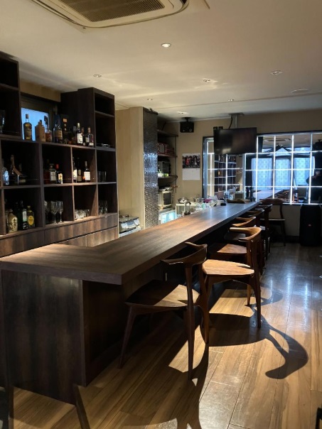 カラオケバー居抜き